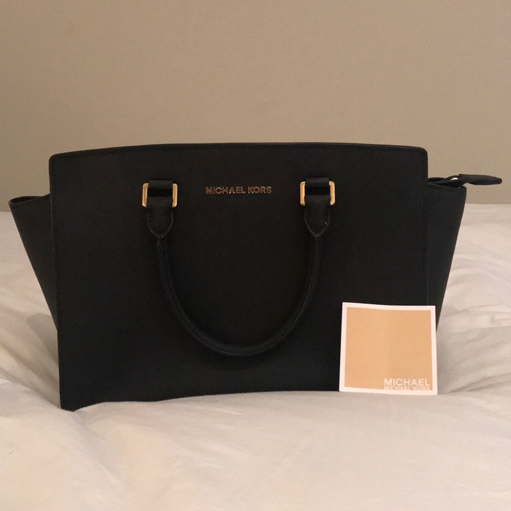 Michael Kors Selma Bag